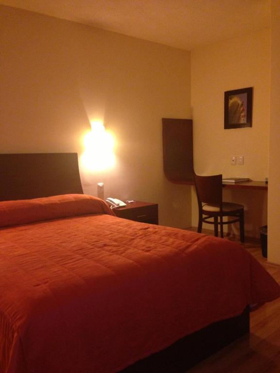 Hotel Cr Tehuacán Kültér fotó